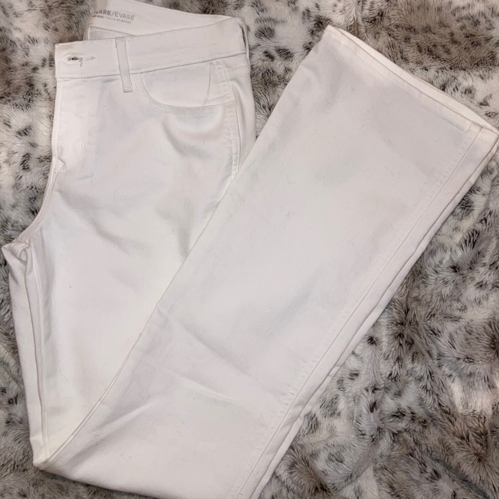 White Old Navy bell bottom jeans